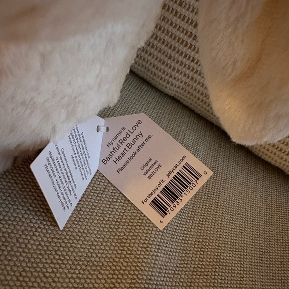 Jellycat Medium Bunny with Red Heart - Picture 2 of 3